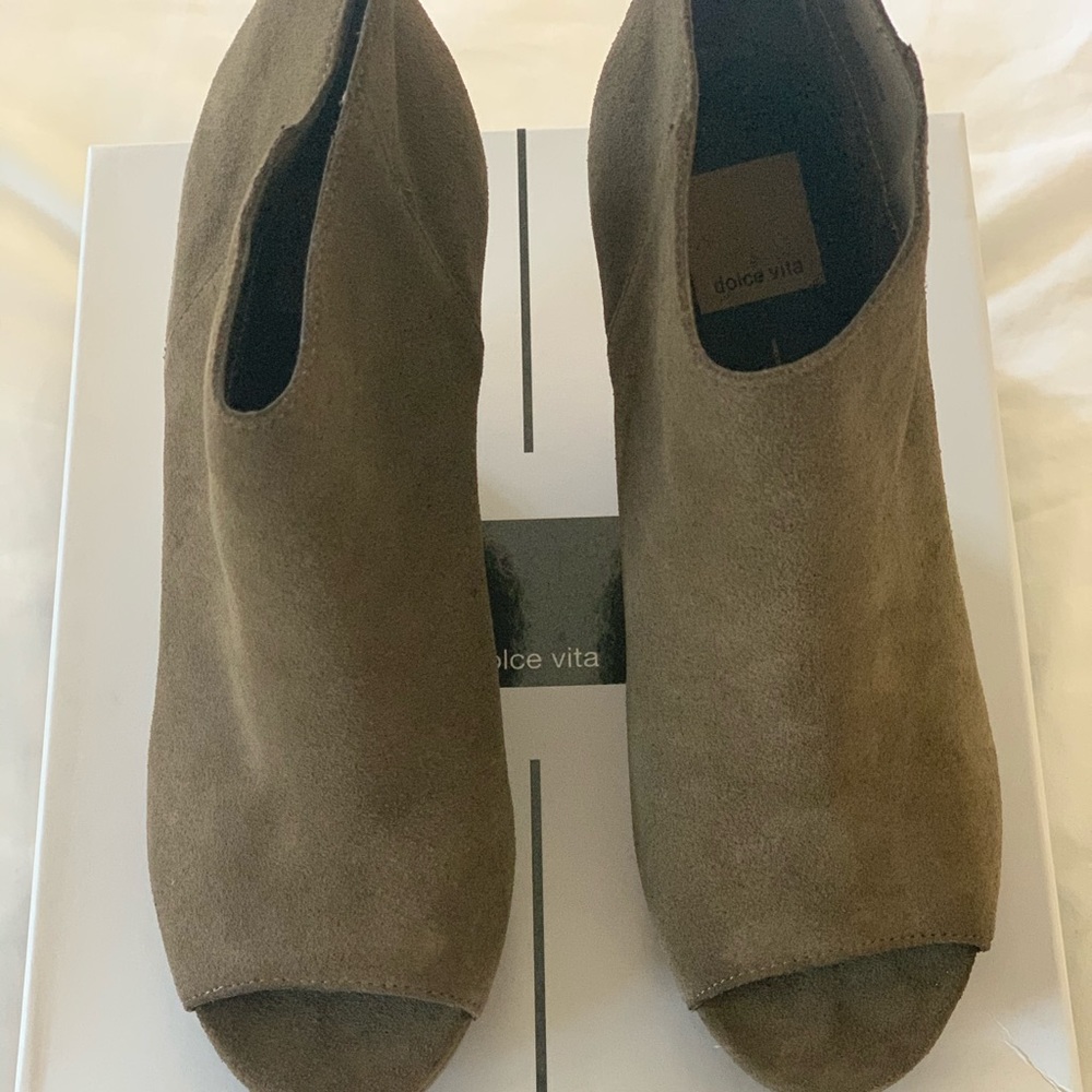 Dolce Vita booties